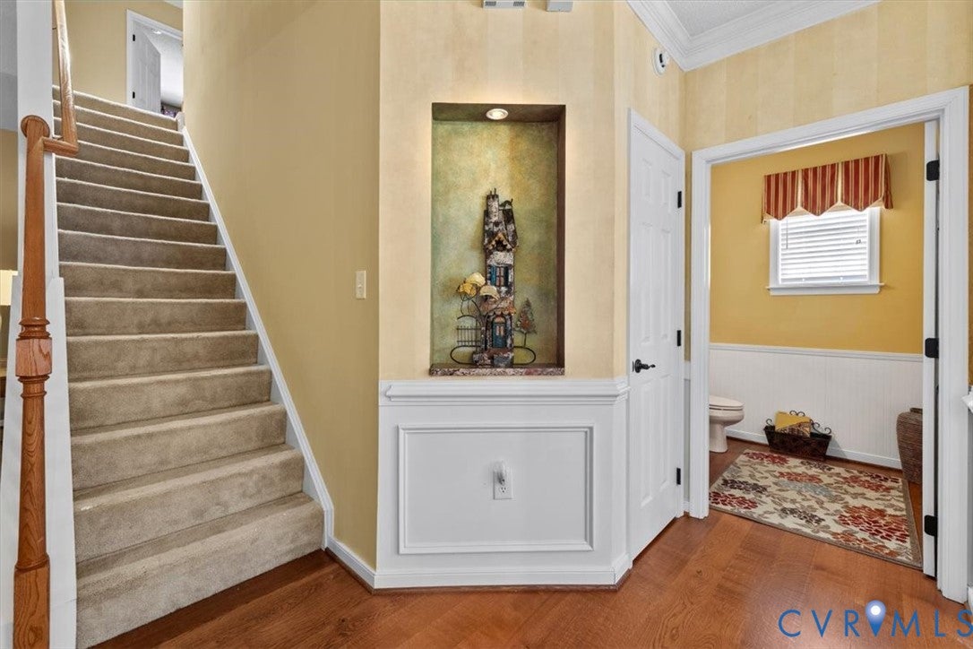 5418 Ridgedale Drive