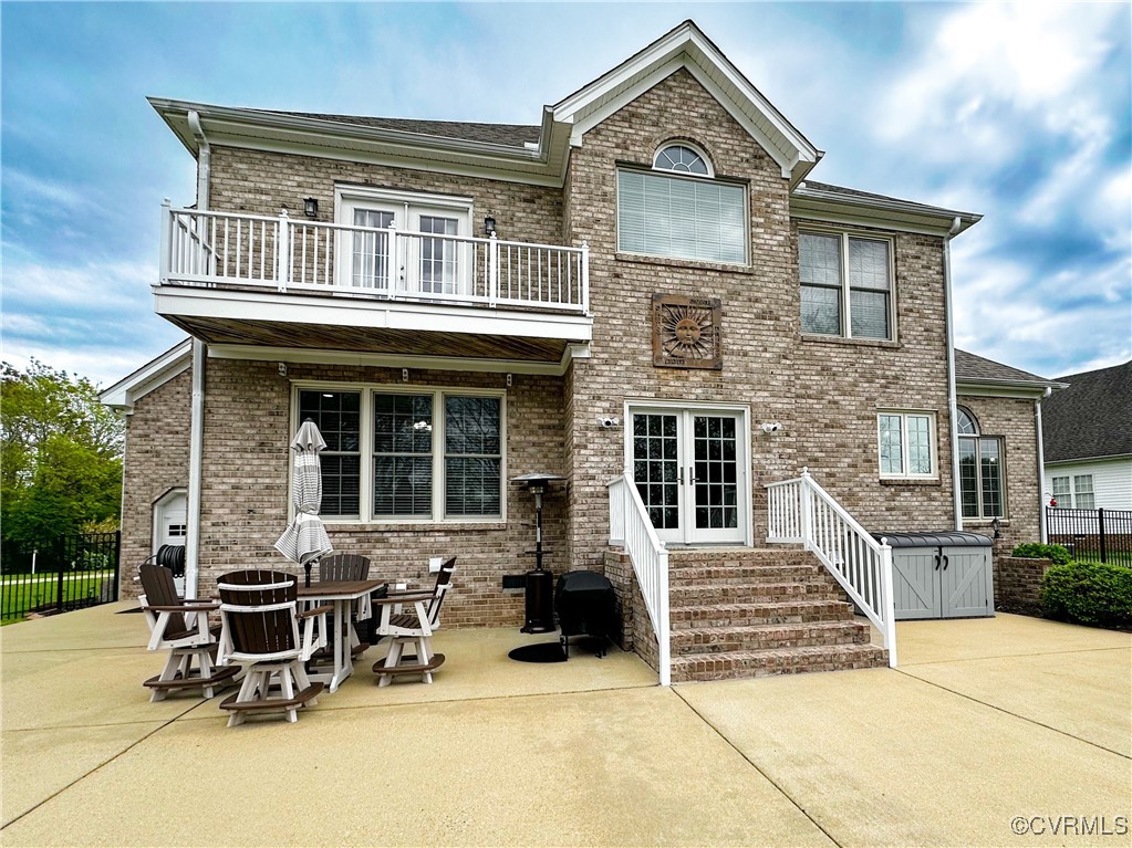 325 Lighthouse Pointe