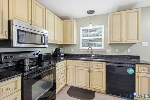 Tiny photo for 1304 Piney Ridge Court, Henrico, VA 23223 (MLS # 2617913)