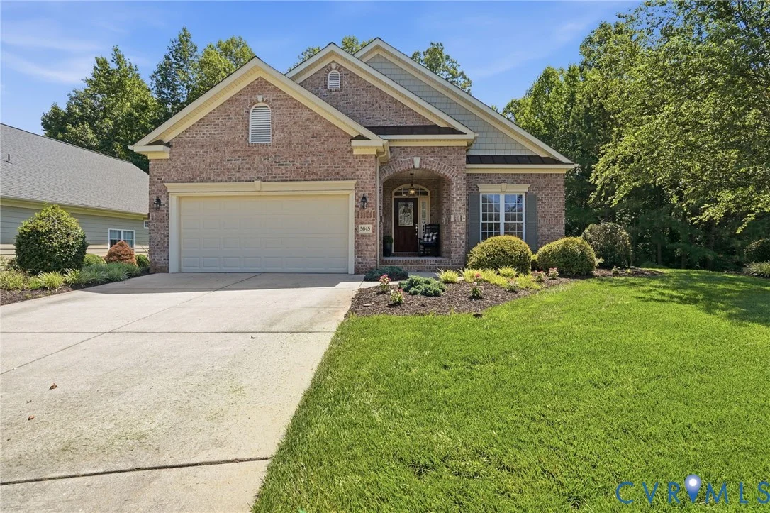 5645 Villa Green Drive