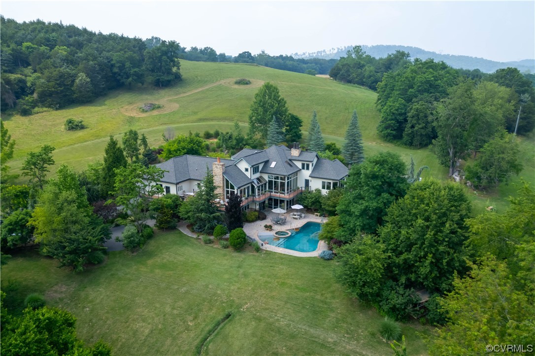 310 Lingonberry Ln