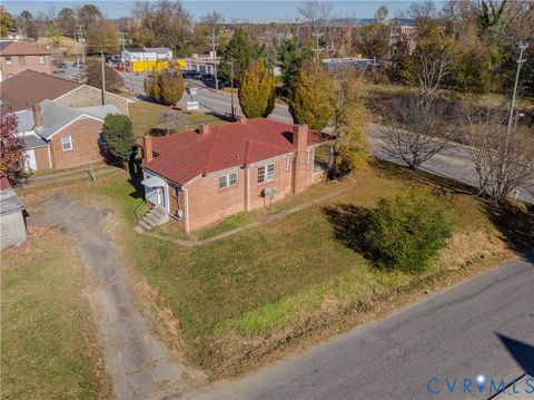 Photo of 21210 Chesterfield Avenue, South Chesterfield, VA 23803 (MLS # 2531559)