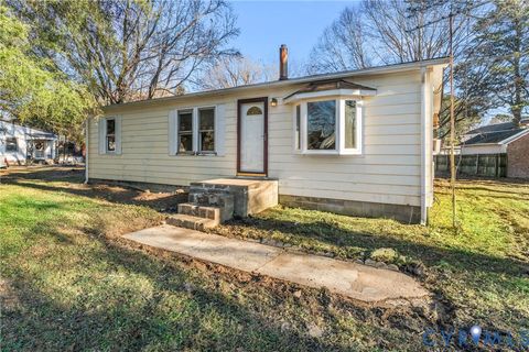 Tiny photo for 815 W Riverside Drive, Lanexa, VA 23089 (MLS # 2533919)