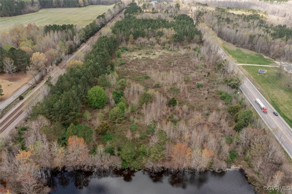 Photo for 8401 County Drive Dr, Disputanta, VA 23842 (MLS # 2508187)