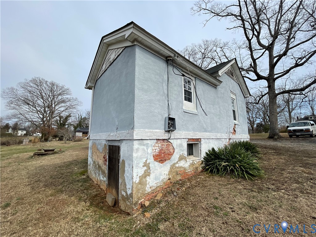 8830 N Five Forks Road