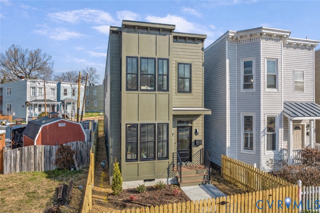 2206 Jefferson Avenue