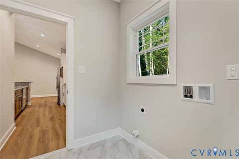 Tiny photo for 3183 Irvington Road, Irvington, VA 22480 (MLS # 2529368)
