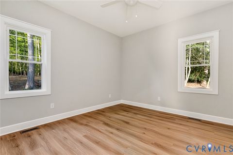 Tiny photo for 3183 Irvington Road, Irvington, VA 22480 (MLS # 2529368)