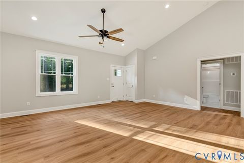 Tiny photo for 3183 Irvington Road, Irvington, VA 22480 (MLS # 2529368)