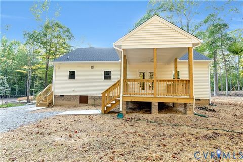 Tiny photo for 3183 Irvington Road, Irvington, VA 22480 (MLS # 2529368)