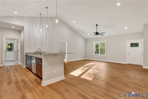 Tiny photo for 3183 Irvington Road, Irvington, VA 22480 (MLS # 2529368)