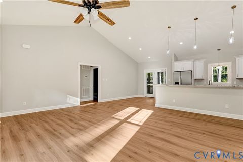 Tiny photo for 3183 Irvington Road, Irvington, VA 22480 (MLS # 2529368)