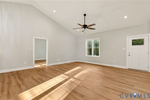 Tiny photo for 3183 Irvington Road, Irvington, VA 22480 (MLS # 2529368)