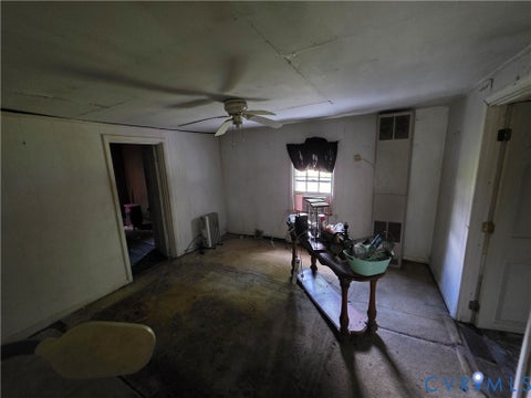Tiny photo for 485 Around the Fence RD, Cobbs Creek, VA 23109 (MLS # 2626809)