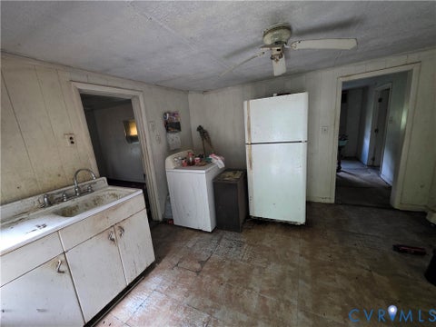 Tiny photo for 485 Around the Fence RD, Cobbs Creek, VA 23109 (MLS # 2626809)