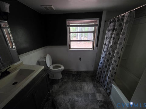 Tiny photo for 485 Around the Fence RD, Cobbs Creek, VA 23109 (MLS # 2626809)