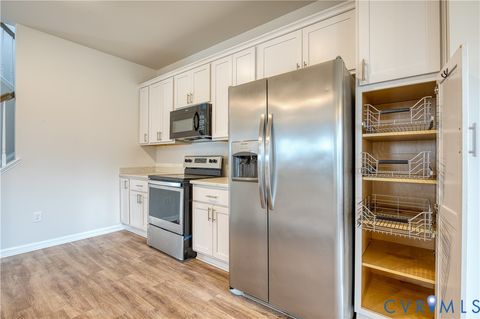 Tiny photo for 604 Goddin Street, Richmond, VA 23231 (MLS # 2531444)