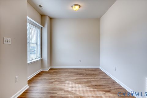 Tiny photo for 604 Goddin Street, Richmond, VA 23231 (MLS # 2531444)