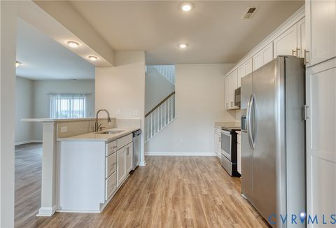 Tiny photo for 604 Goddin Street, Richmond, VA 23231 (MLS # 2531444)