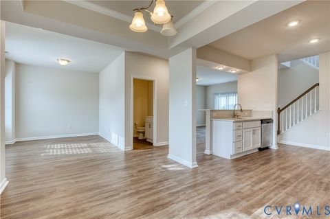 Tiny photo for 604 Goddin Street, Richmond, VA 23231 (MLS # 2531444)