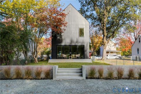 Tiny photo for 2004 Gordon Avenue, Richmond, VA 23224 (MLS # 2530243)