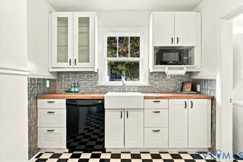 Tiny photo for 2202 Newman Road, Richmond, VA 23231 (MLS # 2627605)