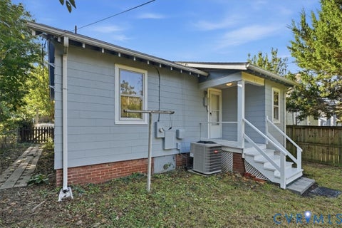 Tiny photo for 2202 Newman Road, Richmond, VA 23231 (MLS # 2627605)