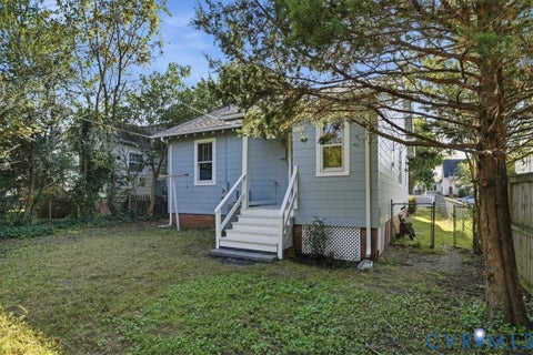 Tiny photo for 2202 Newman Road, Richmond, VA 23231 (MLS # 2627605)
