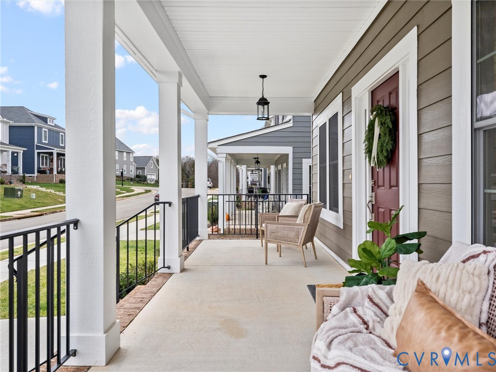 3750 Woody Tavern Court