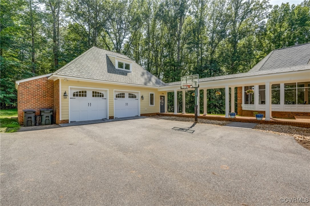 800 Merchant Lee Court