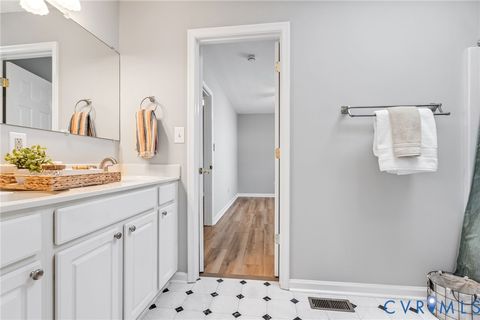 Tiny photo for 2401 Grant Street, Hopewell, VA 23860 (MLS # 2615771)