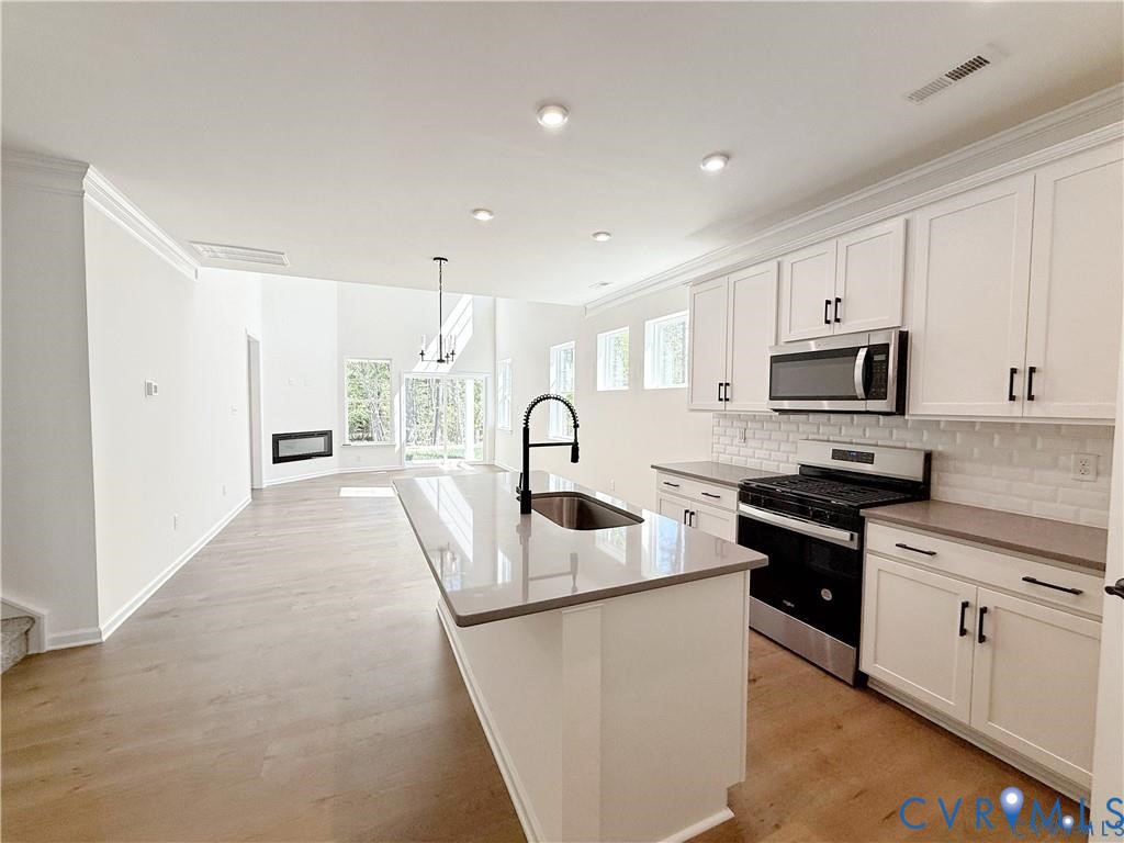 6461 Lila Crest Lane