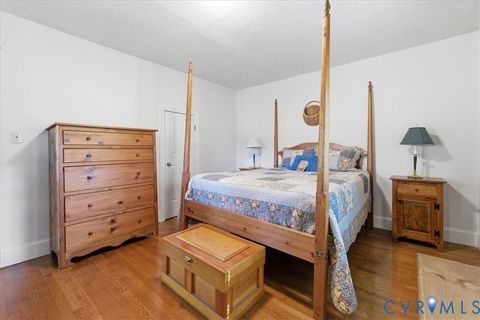 Tiny photo for 13300 Moody Road, North Prince George, VA 23860 (MLS # 2611059)