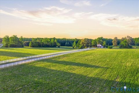 Tiny photo for 13300 Moody Road, North Prince George, VA 23860 (MLS # 2611059)