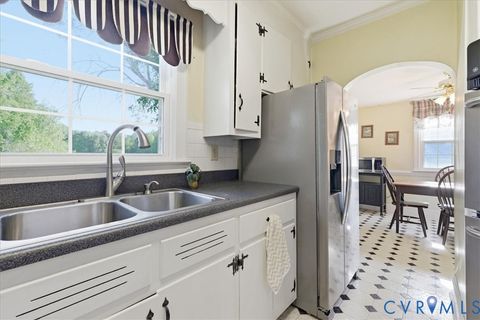 Tiny photo for 13300 Moody Road, North Prince George, VA 23860 (MLS # 2611059)