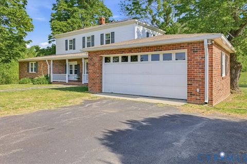 Tiny photo for 13300 Moody Road, North Prince George, VA 23860 (MLS # 2611059)