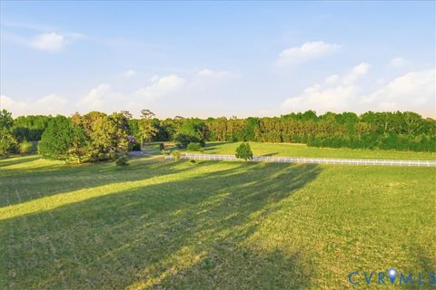 Tiny photo for 13300 Moody Road, North Prince George, VA 23860 (MLS # 2611059)
