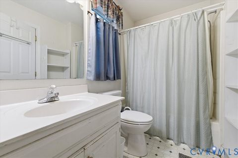 Tiny photo for 13300 Moody Road, North Prince George, VA 23860 (MLS # 2611059)
