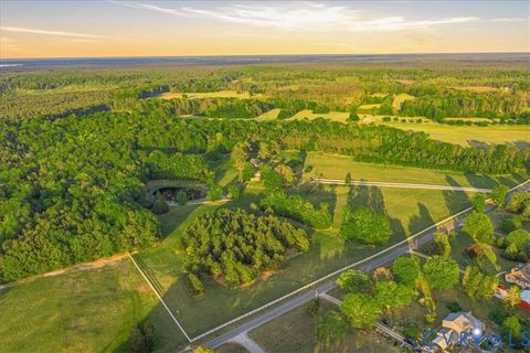 Tiny photo for 13300 Moody Road, North Prince George, VA 23860 (MLS # 2611059)