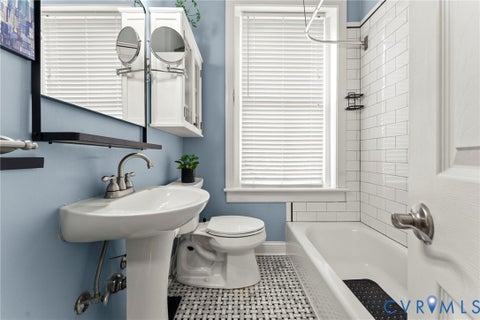 Tiny photo for 527 N 1st Street, Richmond, VA 23219 (MLS # 2626485)