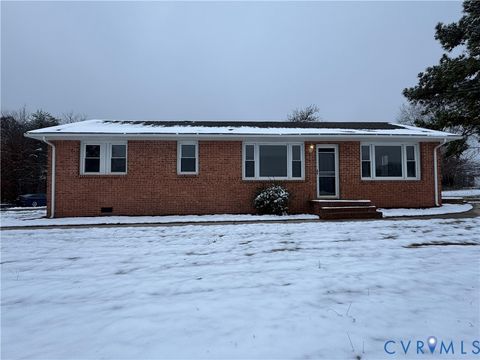 Photo of 1979 Cumberland Road, Cumberland, VA 23901 (MLS # 2532813)