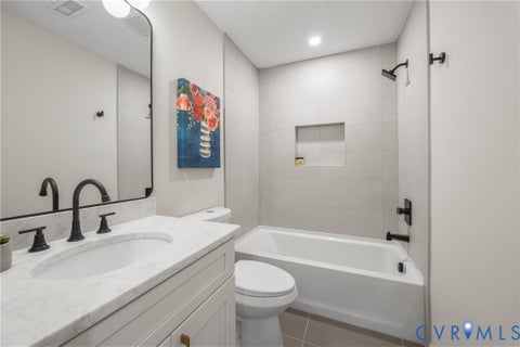 Tiny photo for 1 Long Leaf Lane, Palmyra, VA 22963 (MLS # 2621901)