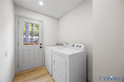 Tiny photo for 1 Long Leaf Lane, Palmyra, VA 22963 (MLS # 2621901)