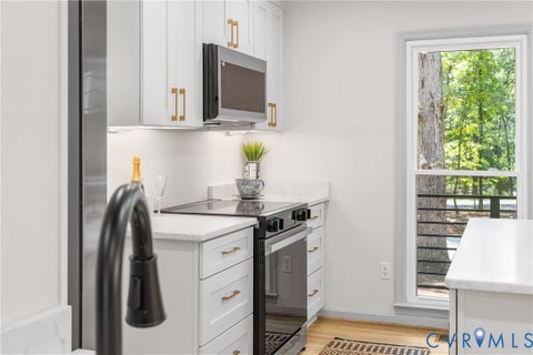 Tiny photo for 1 Long Leaf Lane, Palmyra, VA 22963 (MLS # 2621901)