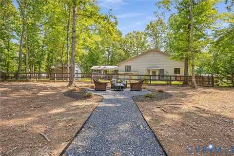 Tiny photo for 1 Long Leaf Lane, Palmyra, VA 22963 (MLS # 2621901)