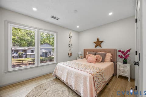 Tiny photo for 1 Long Leaf Lane, Palmyra, VA 22963 (MLS # 2621901)
