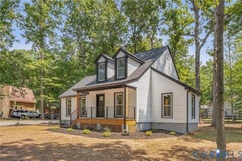Tiny photo for 1 Long Leaf Lane, Palmyra, VA 22963 (MLS # 2621901)