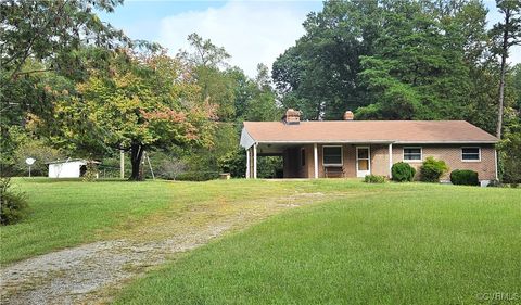 A home in Amelia Courthouse