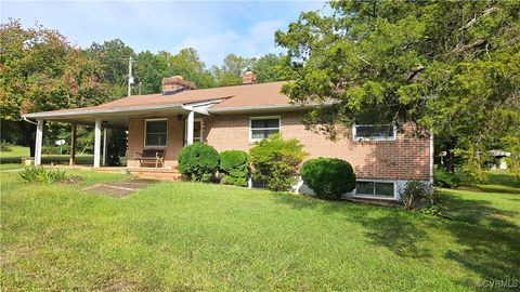 A home in Amelia Courthouse