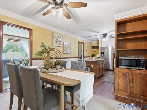 Tiny photo for 1000 Avon Court, Colonial Heights, VA 23834 (MLS # 2611493)